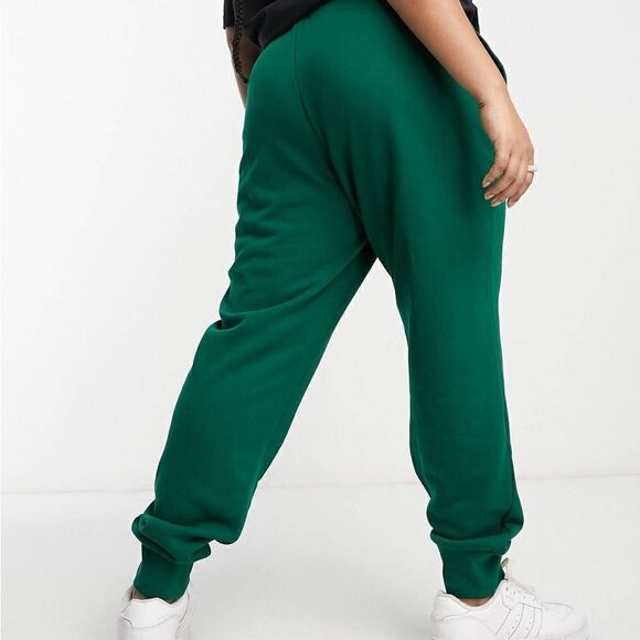 adidas Originals Plus essentials trefoil joggers in dark green Size 3X - Picture 9 of 10